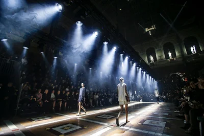 Look 24